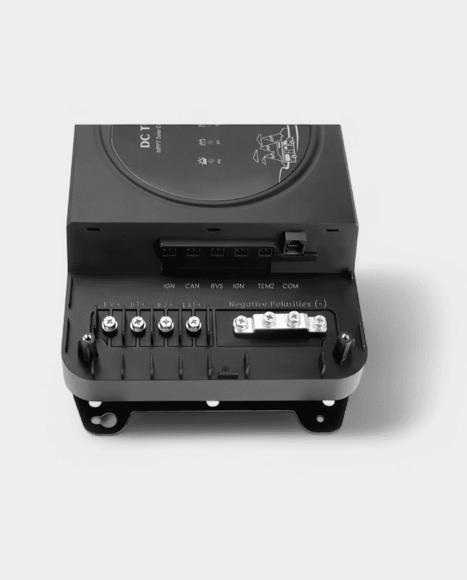 30A 12V/24V Dual Input DC-DC Battery Charger with MPPT - Image 4